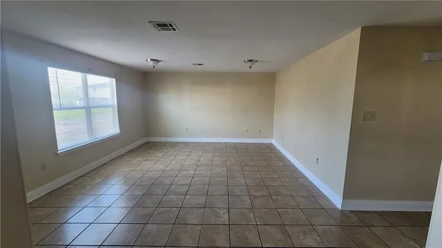 $1,300 | 4700 Francis Drive, New Orleans, LA 70126