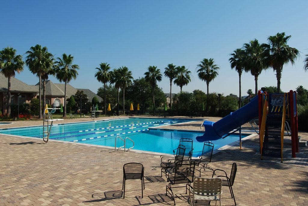 2055 Spring Cedar Lane Houston, TX 77077 - Photo 23 of 26 Lovely community pool