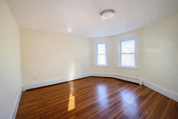 $2,200 | 135 Independence Avenue, Unit 3, Quincy, MA 02169