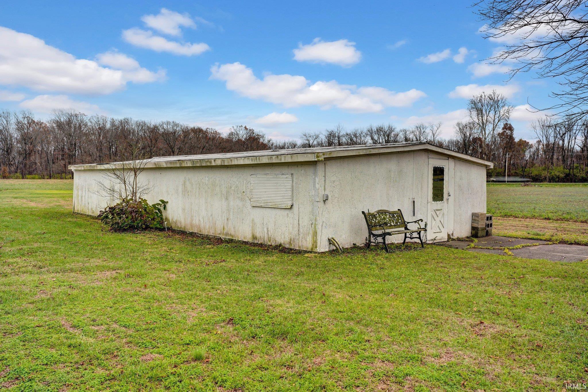 13817 East Snyder Road Bicknell, IN 47512 - Photo 5 of 14