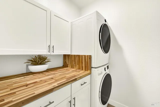 $725,000 | 970 Camelia Drive, Dixon, CA 95620