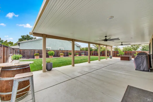 $725,000 | 970 Camelia Drive, Dixon, CA 95620