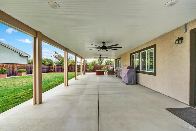 $725,000 | 970 Camelia Drive, Dixon, CA 95620