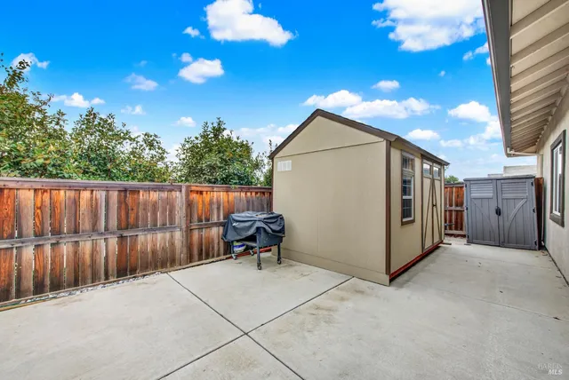 $725,000 | 970 Camelia Drive, Dixon, CA 95620