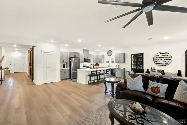 $725,000 | 970 Camelia Drive, Dixon, CA 95620