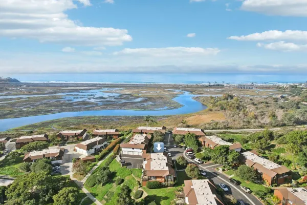 $995,000 | 2422 Caminito Ocean Cove, Cardiff, CA 92007