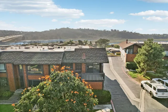 $1,020,000 | 2422 Caminito Ocean Cove, Cardiff, CA 92007