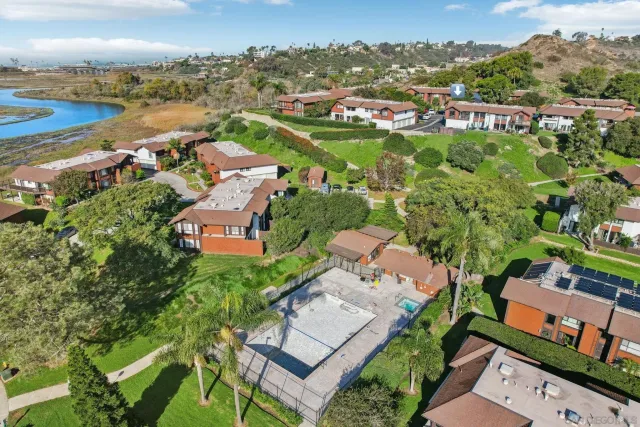 $1,020,000 | 2422 Caminito Ocean Cove, Cardiff, CA 92007