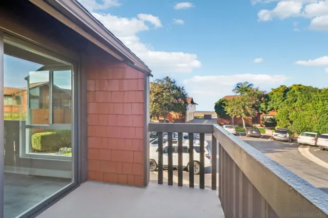 $1,020,000 | 2422 Caminito Ocean Cove, Cardiff, CA 92007