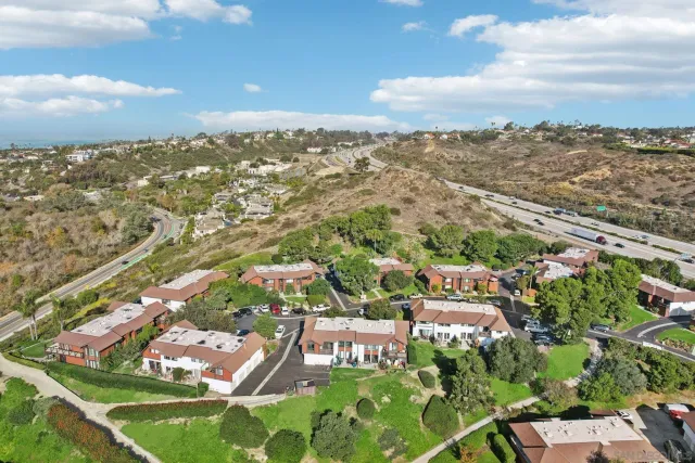 $1,020,000 | 2422 Caminito Ocean Cove, Cardiff, CA 92007