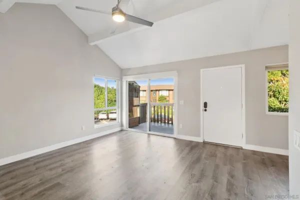 $995,000 | 2422 Caminito Ocean Cove, Cardiff, CA 92007