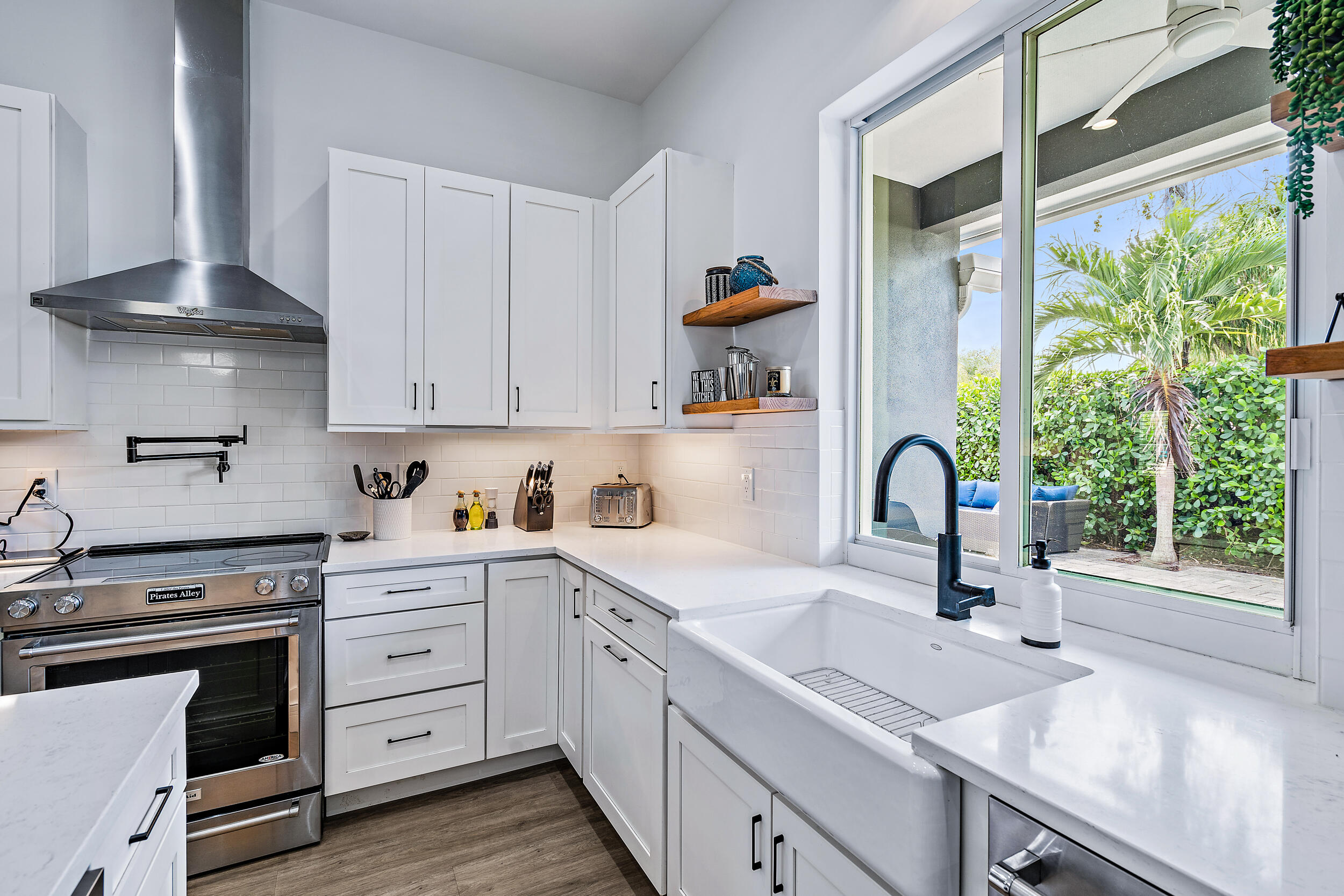 68 Azalea Circle Jupiter, FL 33469 - Photo 11 of 38 68 Azalea Cir MLS-11