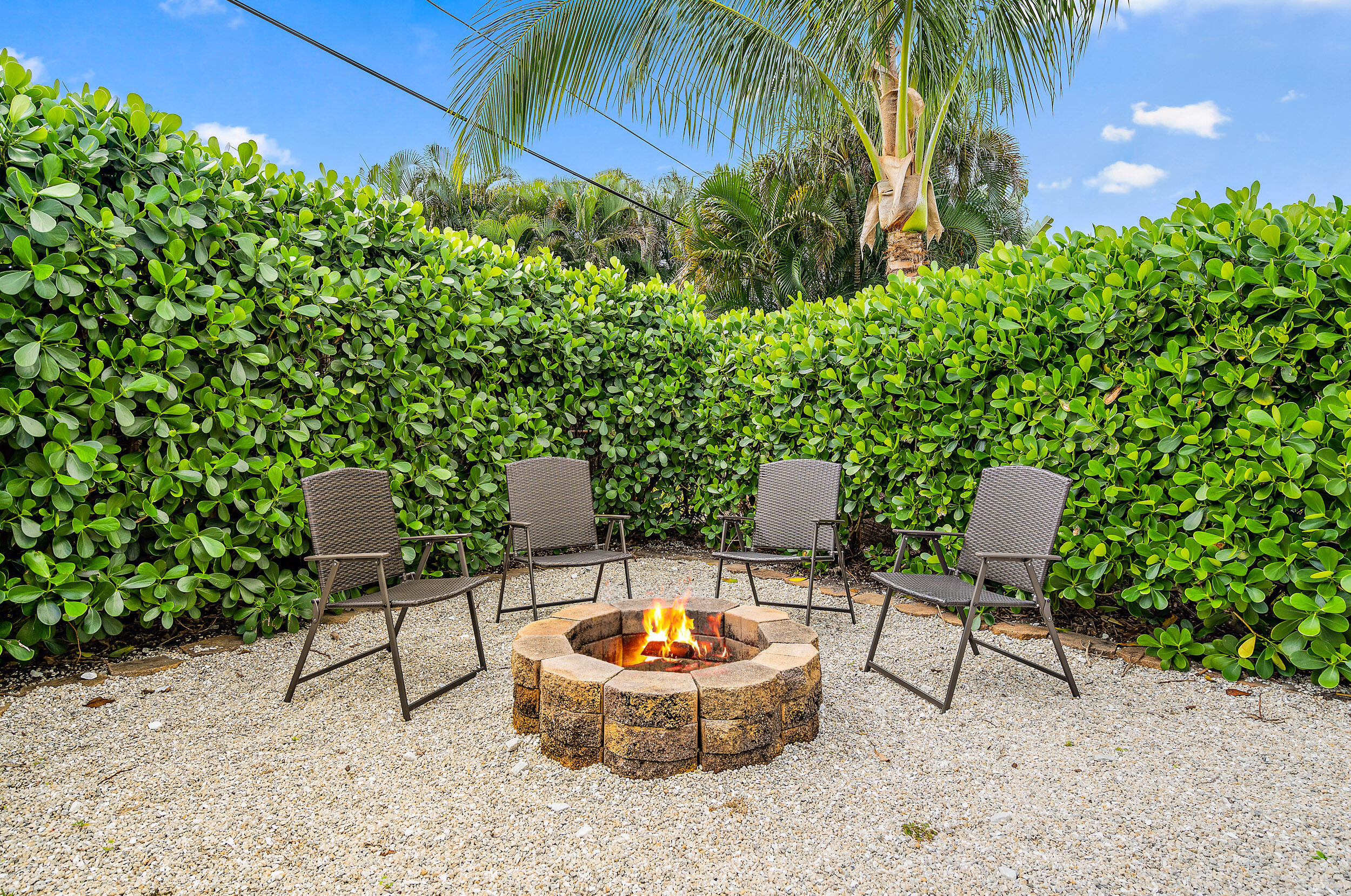 68 Azalea Circle Jupiter, FL 33469 - Photo 34 of 38 68 Azalea Cir MLS-24
