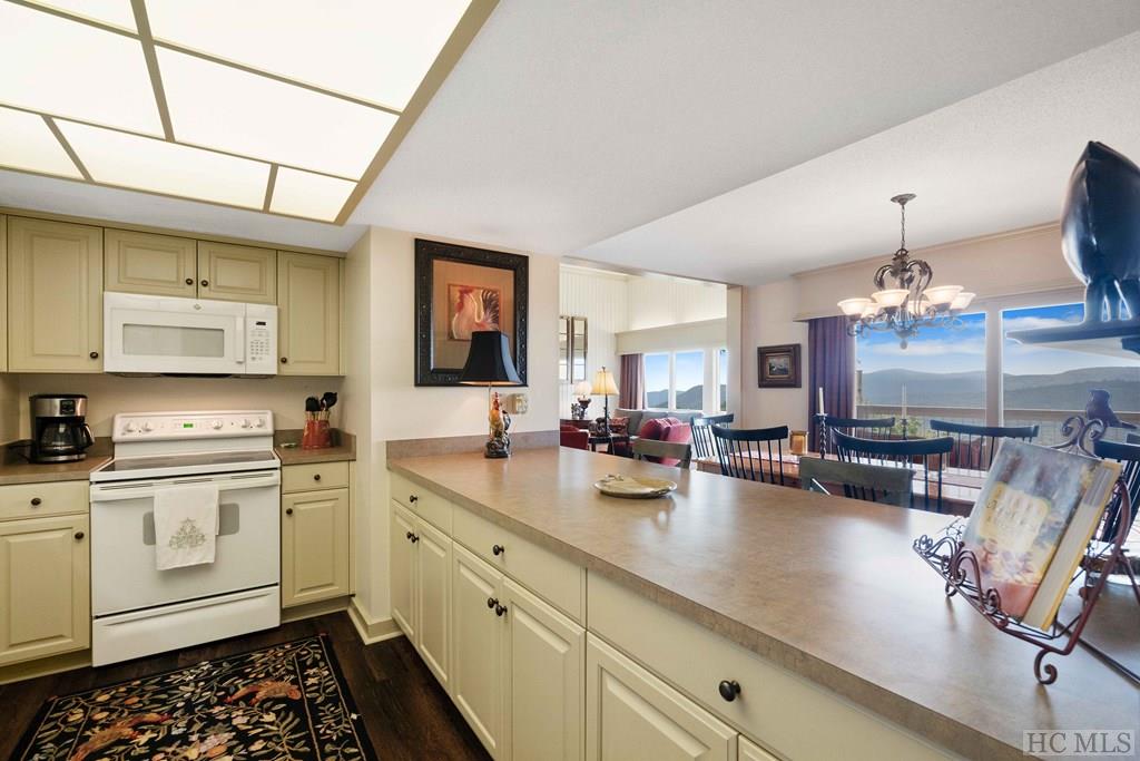 204 Vz Top Road, Unit 204 Highlands, NC 28741 - Photo 16 of 31 Gallery Image 16