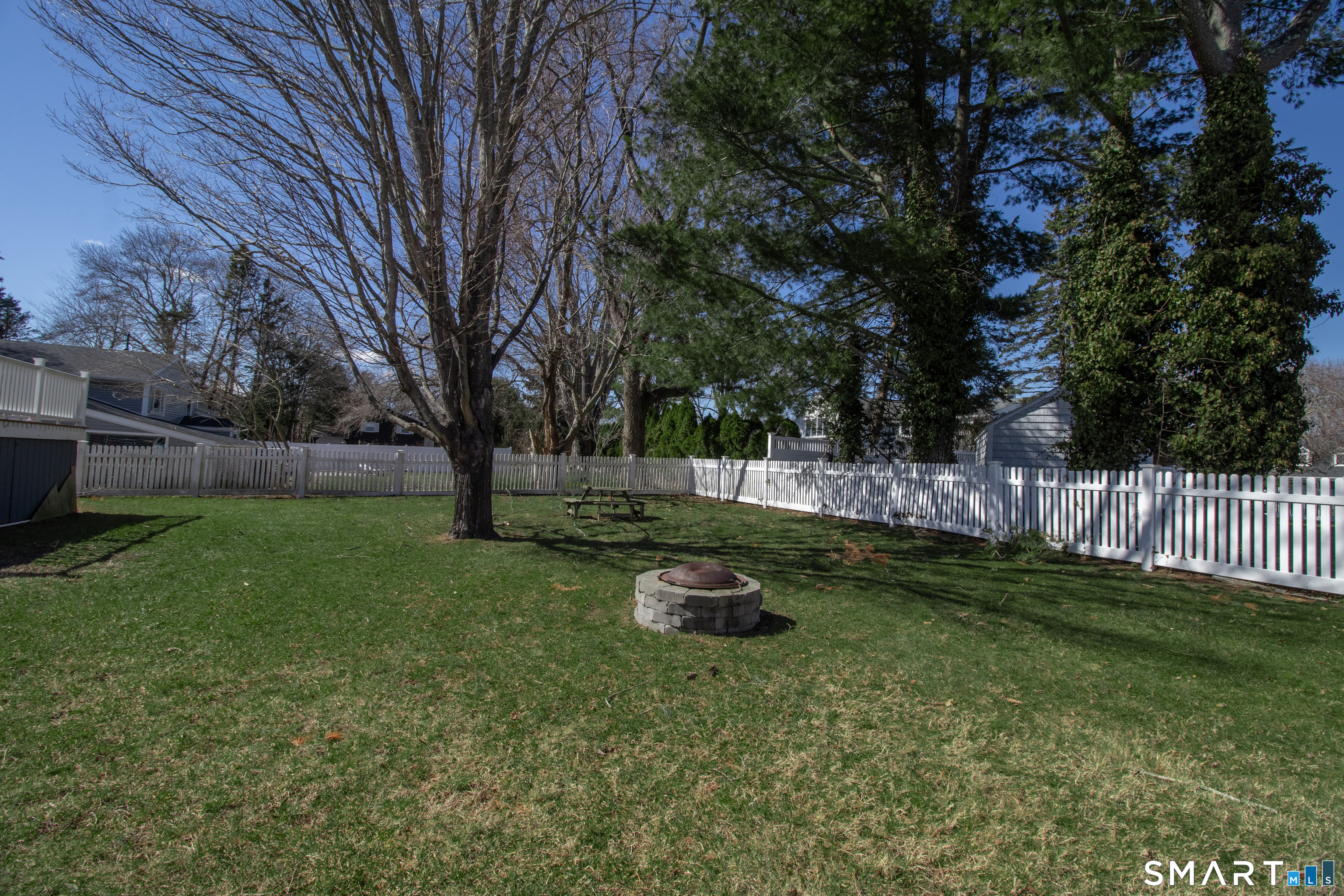 24 Indian Drive Clinton, CT 06413 - Photo 22 of 35