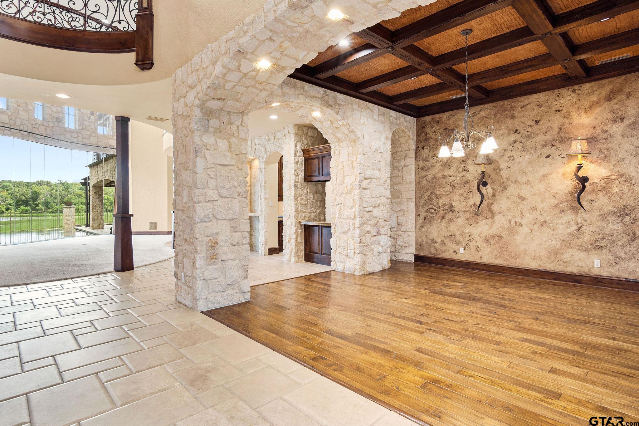 4331 Mark Hayes Court Tyler, TX 75709 - Photo 12 of 48