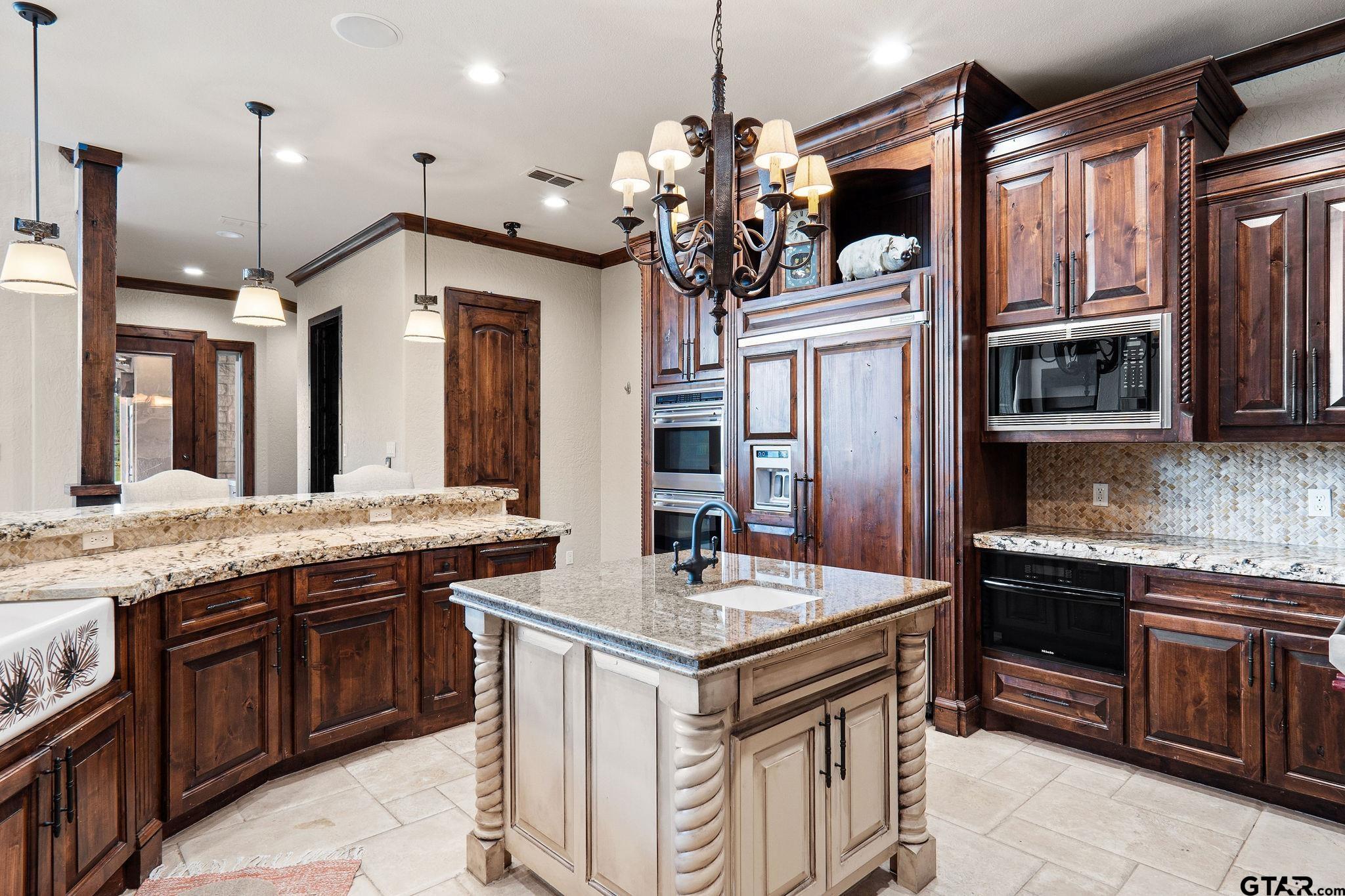 4331 Mark Hayes Court Tyler, TX 75709 - Photo 20 of 48