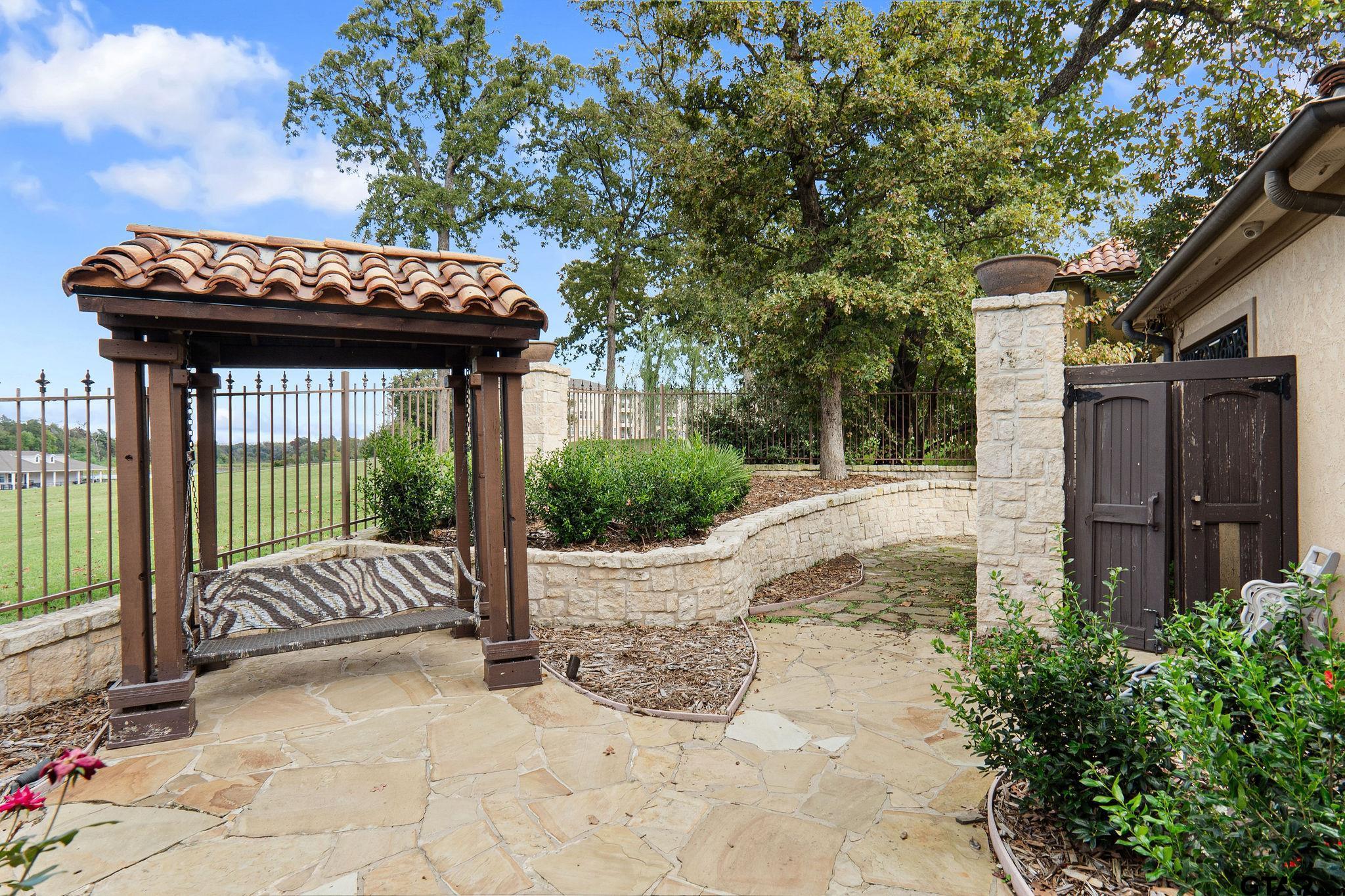 4331 Mark Hayes Court Tyler, TX 75709 - Photo 41 of 48