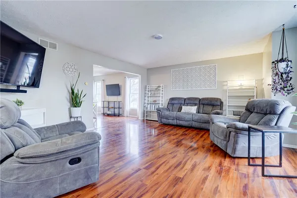 $425,000 | 55 Cassandra Circle, Chili, NY 14428