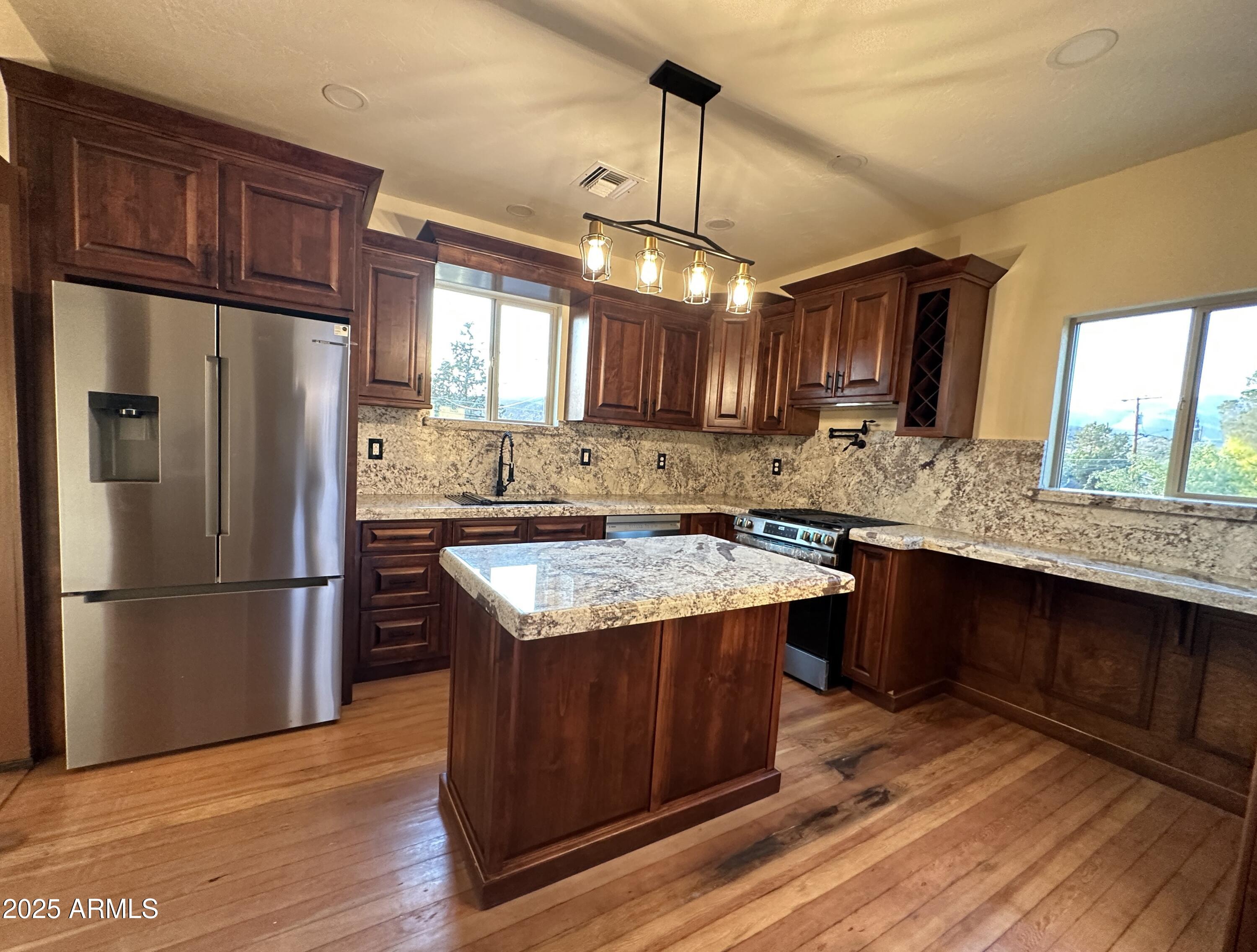 619 Briggs Avenue Bisbee, AZ 85603 - Photo 11 of 42 IMG_4257