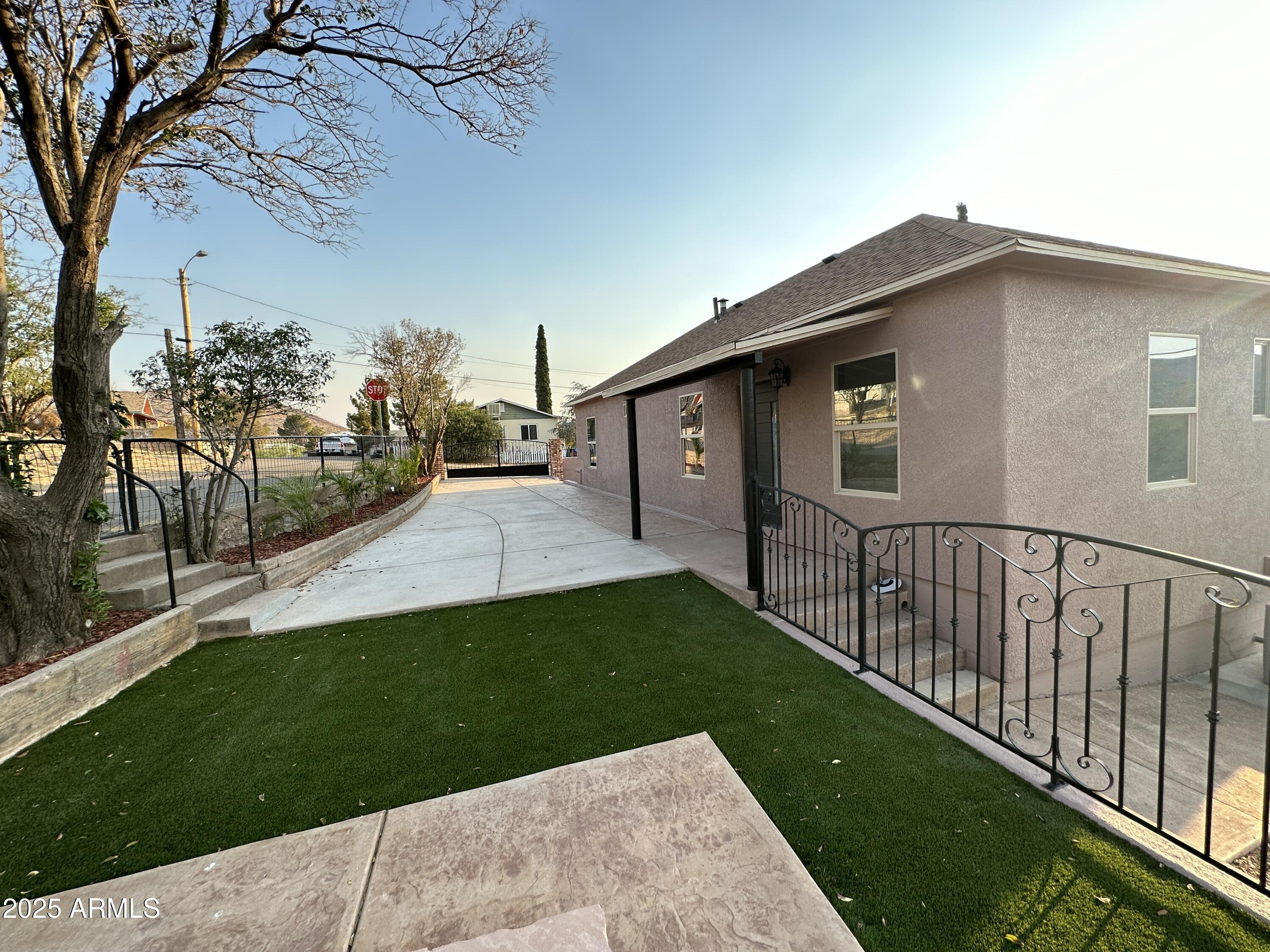 619 Briggs Avenue Bisbee, AZ 85603 - Photo 32 of 42 IMG_4205