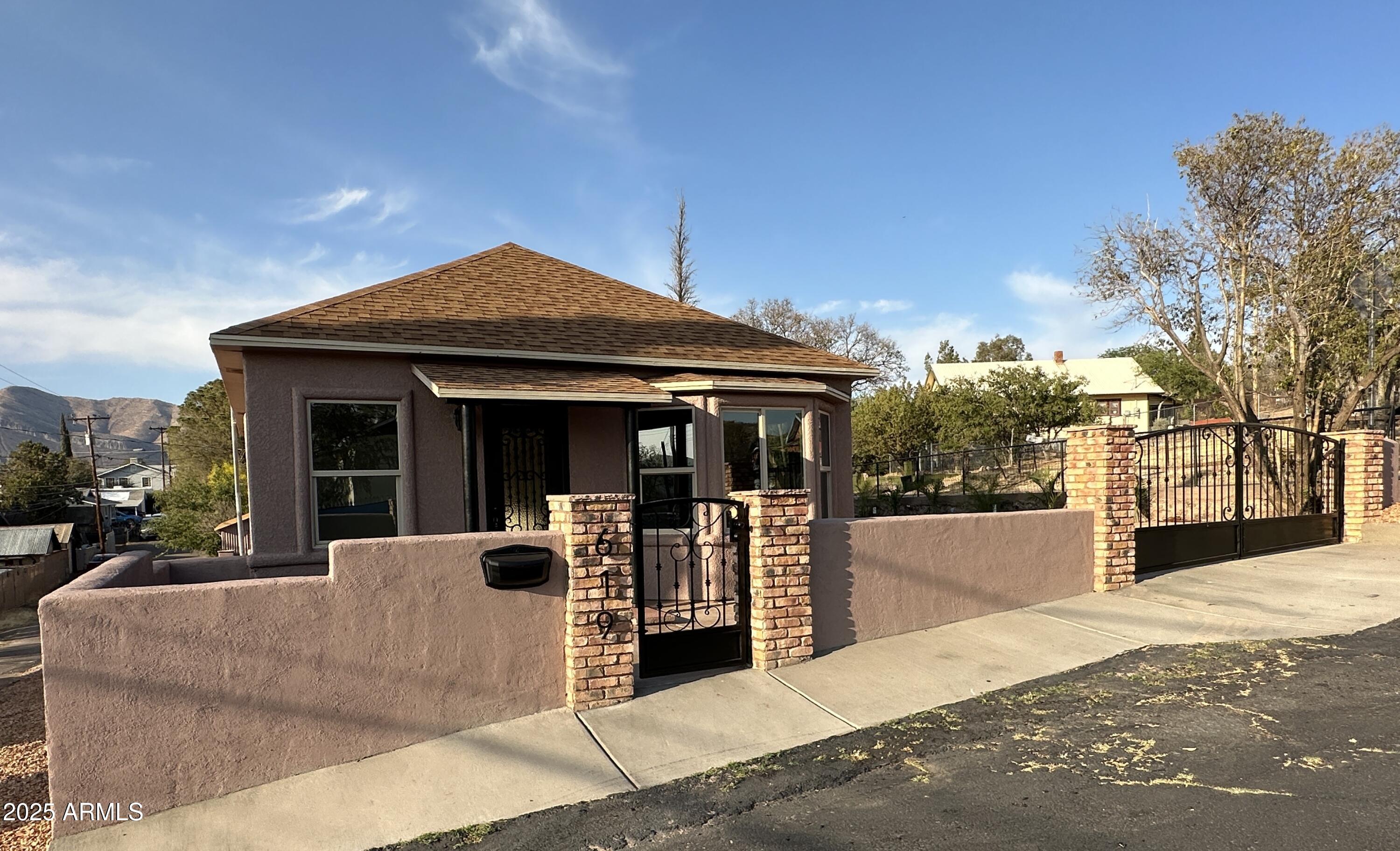 619 Briggs Avenue Bisbee, AZ 85603 - Photo 42 of 42 IMG_4163