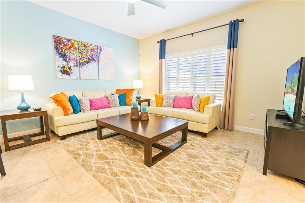8955 California Palm Road Kissimmee, FL 34747 - Photo 2 of 44 Gallery Image 2