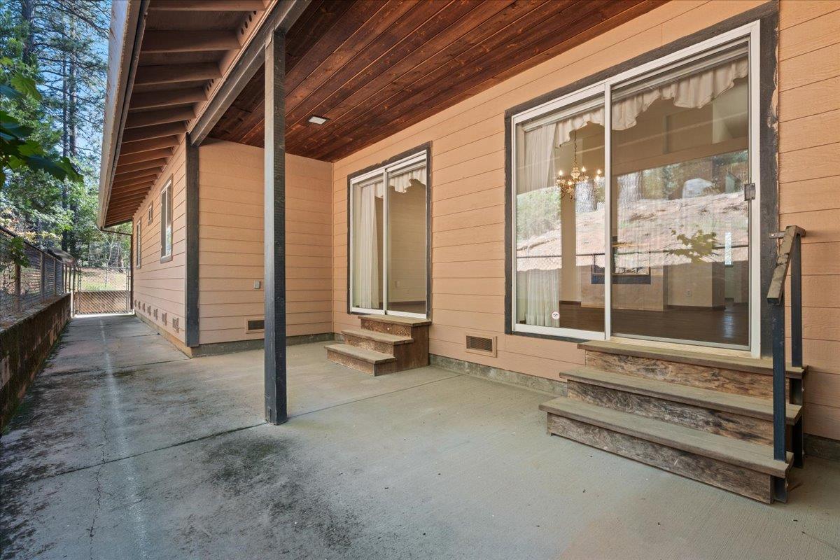 10128 Howe Avenue Grass Valley, CA 95949 - Photo 66 of 70