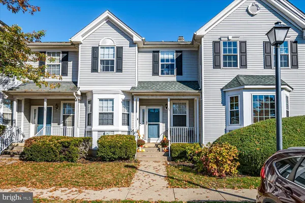 $585,000 | 37 Amesbury Court, Robbinsville, NJ 08691