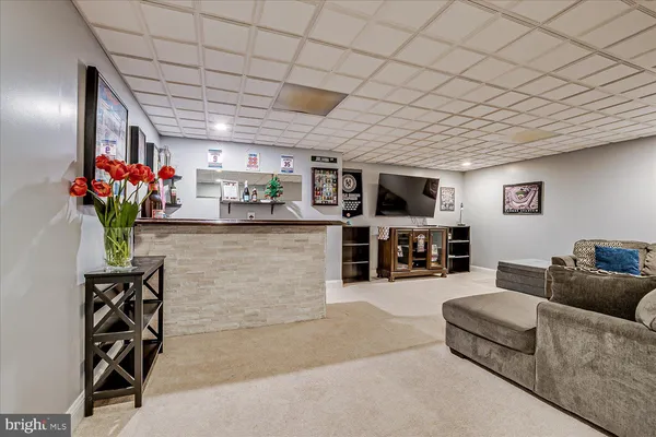 $585,000 | 37 Amesbury Court, Robbinsville, NJ 08691