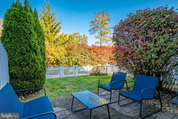 $585,000 | 37 Amesbury Court, Robbinsville, NJ 08691