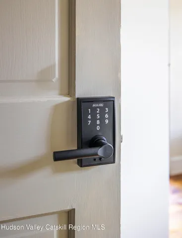 $1,385,000 | 16 Hudson Street, Kinderhook, NY 12106