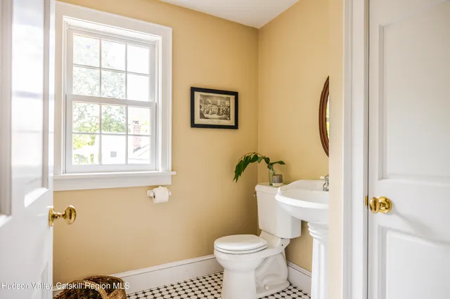 $1,385,000 | 16 Hudson Street, Kinderhook, NY 12106