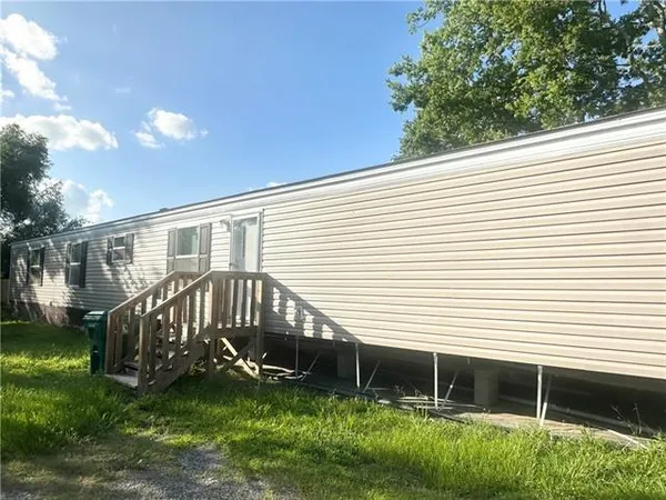 $1,500 | 506 Killona Drive, Killona, LA 70057