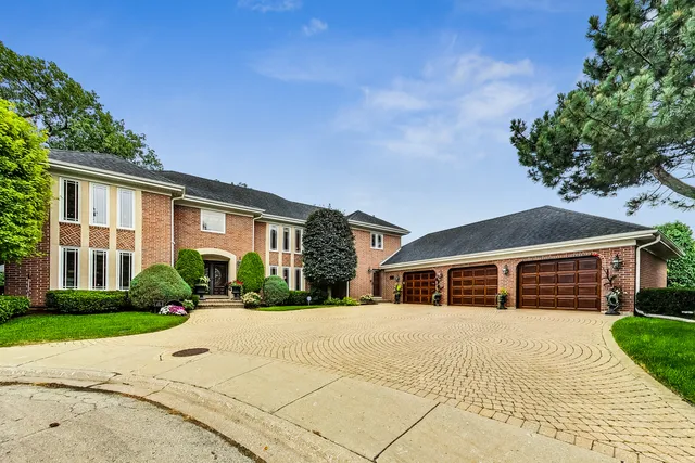 $1,450,000 | 6425 North Tower Court, Lincolnwood, IL 60712