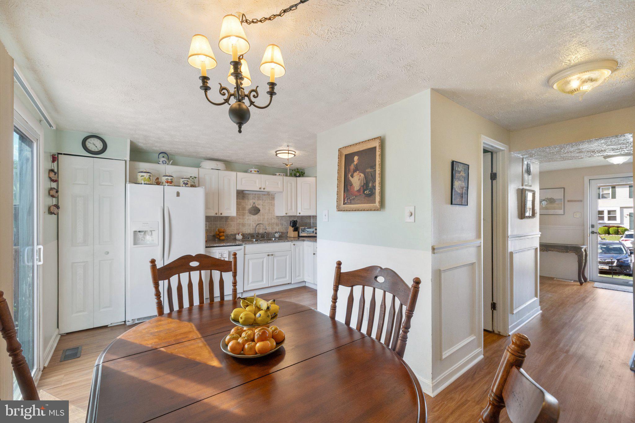 17 Morning Court Rosedale, MD 21237 - Photo 10 of 21 Charming kitchen with inviting ambiance.