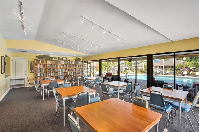 $727,500 | 3650 North 36th Avenue, Unit 51, Hollywood, FL 33021