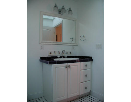 227 Judge Road Lynn, MA 01904 - Photo 20 of 30 Gallery Image 20