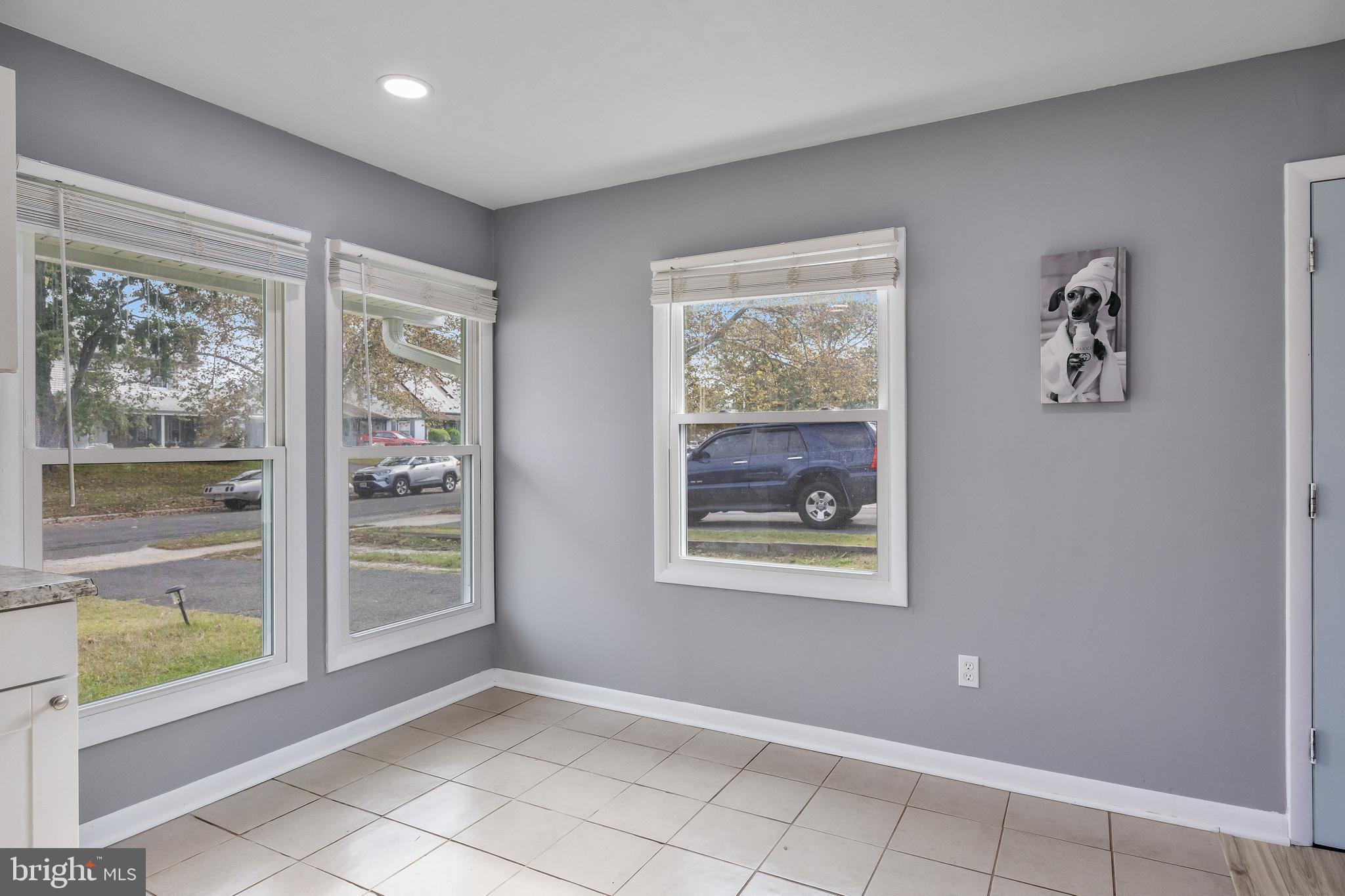 30 Babcock Lane Willingboro, NJ 08046 - Photo 12 of 35 a view of an empty room with a window
