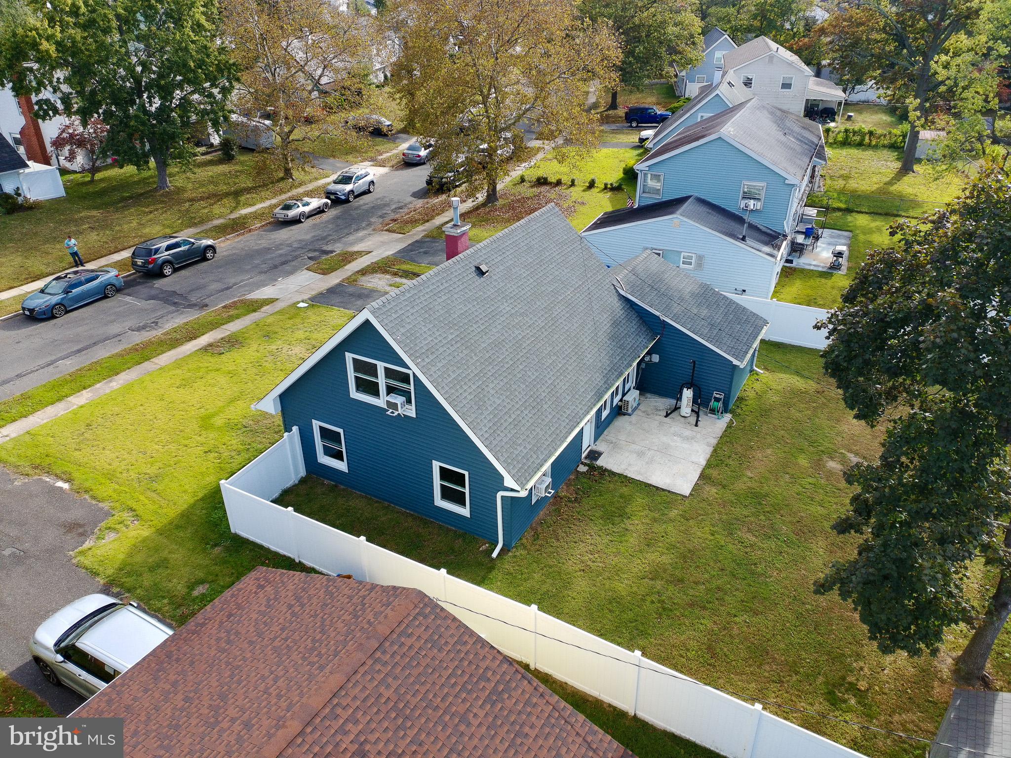 30 Babcock Lane Willingboro, NJ 08046 - Photo 31 of 35 an aerial view of a house with a yard