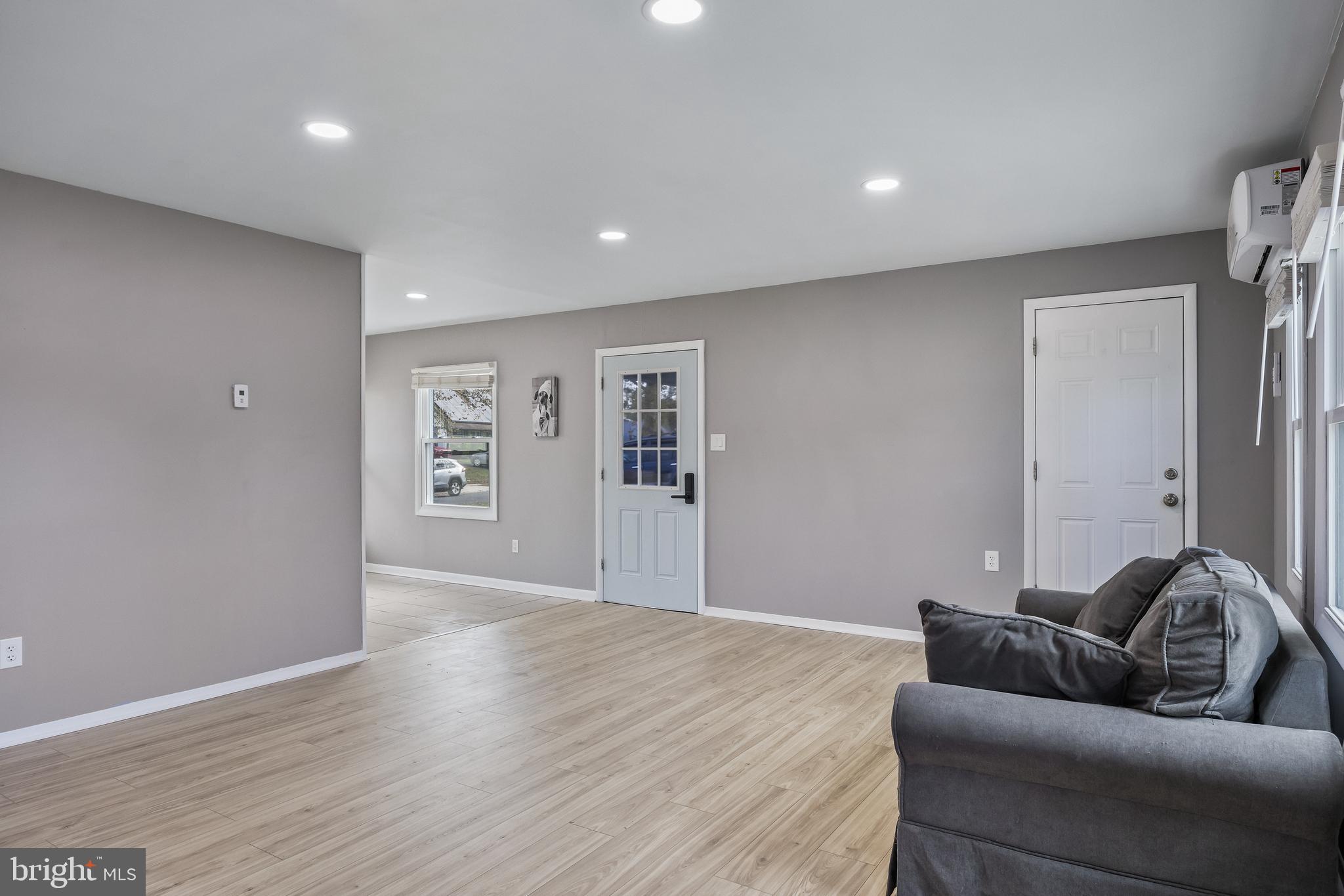 30 Babcock Lane Willingboro, NJ 08046 - Photo 6 of 35 a living room with furniture and wooden floor