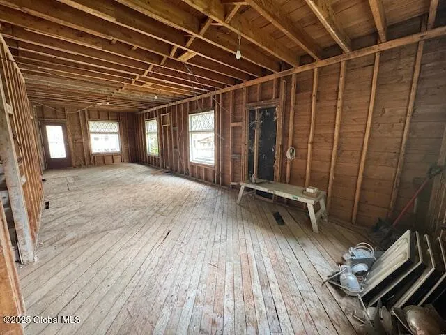 $285,000 | 257 Main St Creek, North Creek, NY 12853