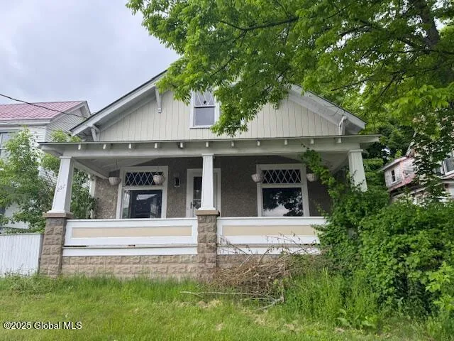 $285,000 | 257 Main St Creek, North Creek, NY 12853