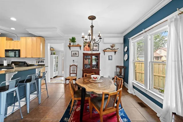 $550,000 | 1038 Crescent Lake Drive North, St. Petersburg, FL 33701