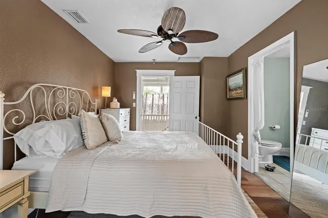 $550,000 | 1038 Crescent Lake Drive North, St. Petersburg, FL 33701