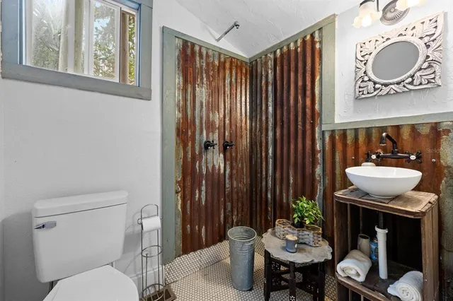 $550,000 | 1038 Crescent Lake Drive North, St. Petersburg, FL 33701