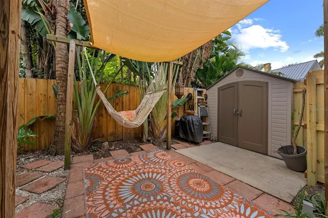 $550,000 | 1038 Crescent Lake Drive North, St. Petersburg, FL 33701