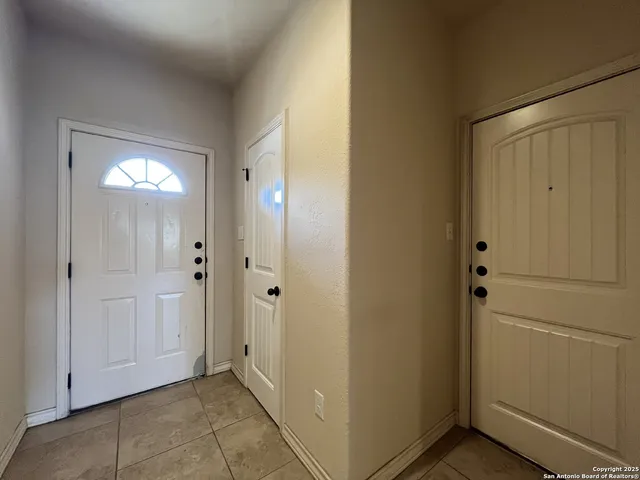 $1,195 | 6606 Arancione Avenue, Unit 103, San Antonio, TX 78233