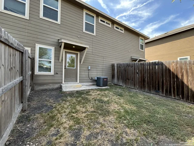 $1,195 | 6606 Arancione Avenue, Unit 103, San Antonio, TX 78233