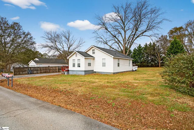 $185,000 | 4 Caren Street, Greenville, SC 29611